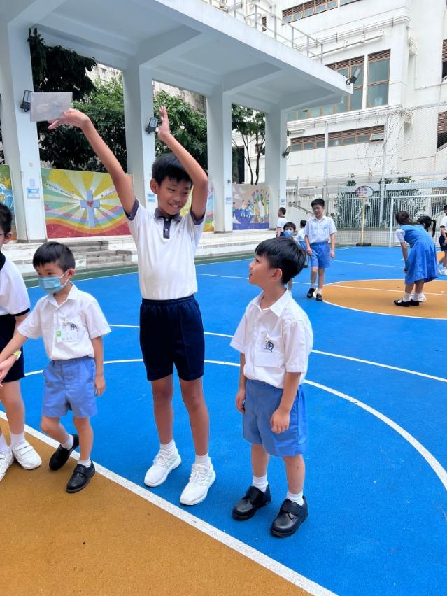 本頁圖片/檔案 - 大哥哥大姐姐計劃14