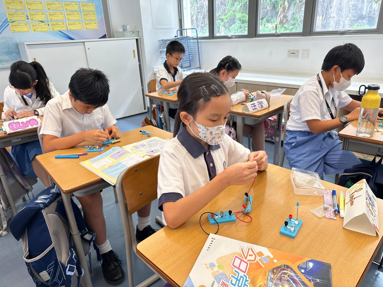 本頁圖片/檔案 - P5STEM_03
