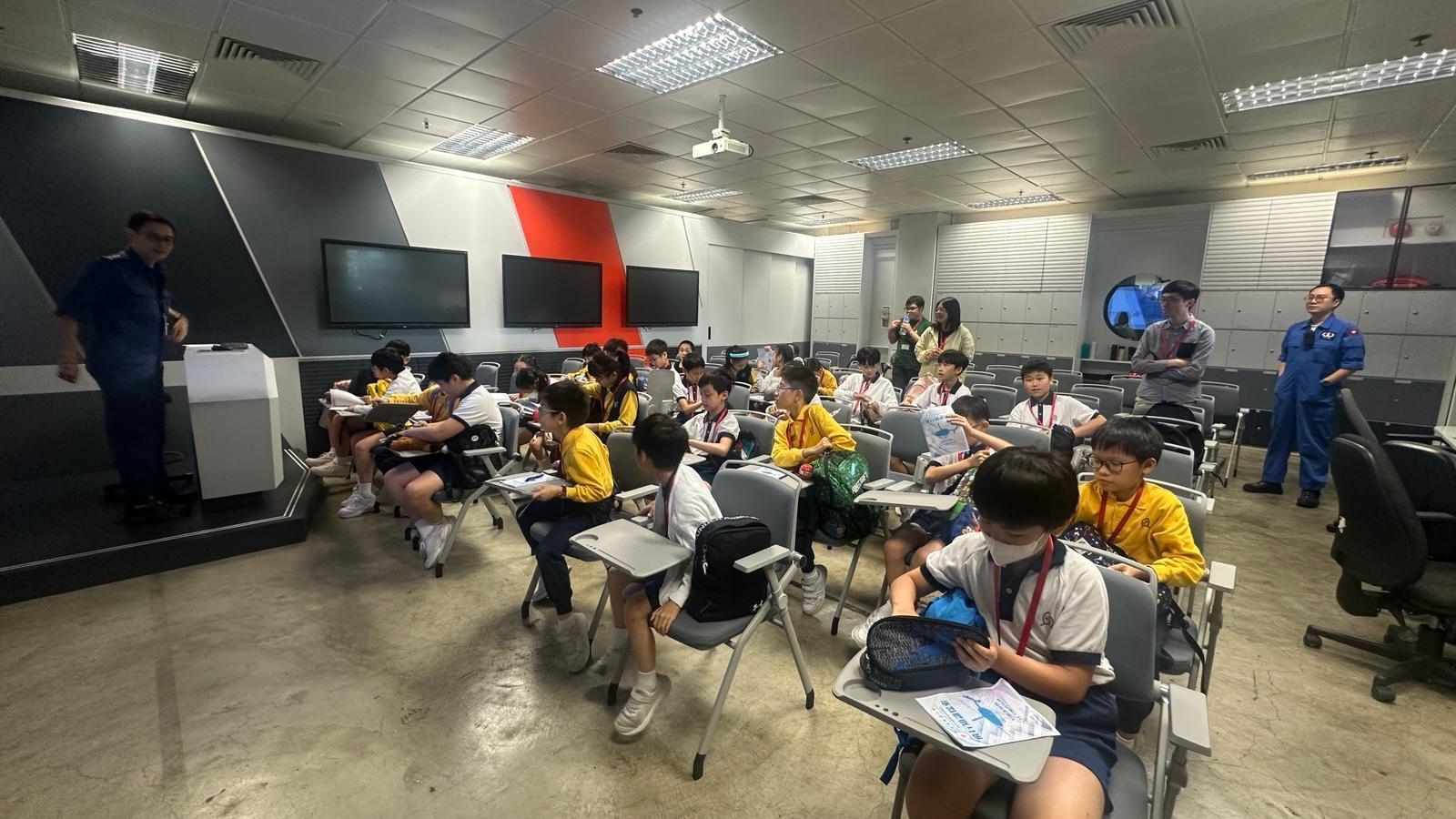 本頁圖片/檔案 - 02