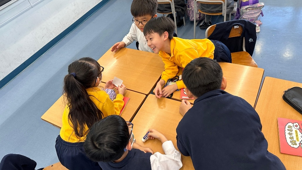 本頁圖片/檔案 - 小組討論1