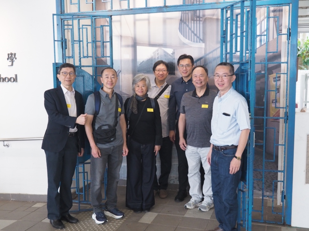 本頁圖片/檔案 - PB139250