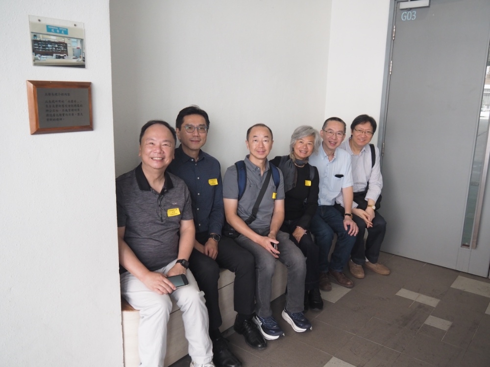 本頁圖片/檔案 - PB139447