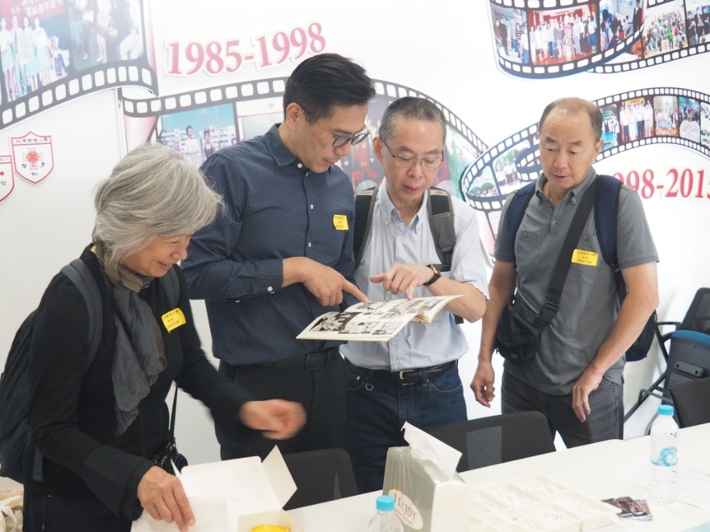 本頁圖片/檔案 - PB139453